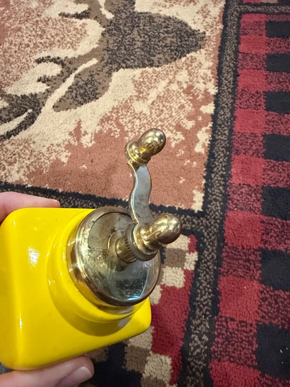 Vintage made in Italy, handheld spice grinder